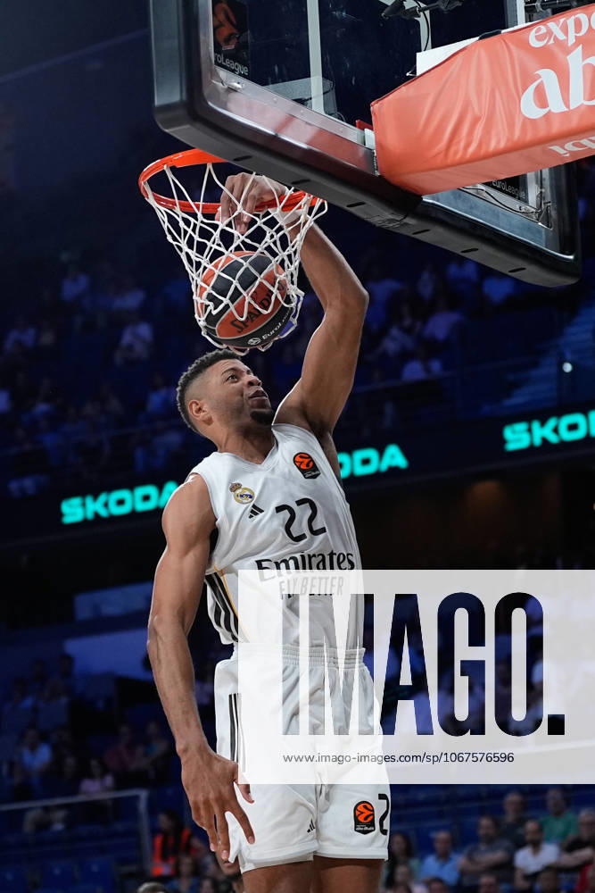 Walter Samuel Tavares da Veiga of Real Madrid in action during the Turkish Airlines Euroleague 2025 26 League Phase MD3, match played between Real Madrid and LDLC ASVEL Villeurbanne at Movistar Arena on October 09, 2025 in Madrid, Spain. Madrid Spain - ZUMAa181 20251009_zaa_a181_379