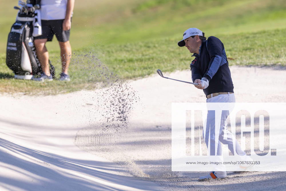 DARIUS VAN DRIEL during the matchday of the Open de EspaoÂ±a presented by Madrid, held at the Club de Campo Villa de Madrid on October 11, 2025, in Madrid, Spain. Madrid Spain - ZUMAc312 20251011_zsp_c312_003