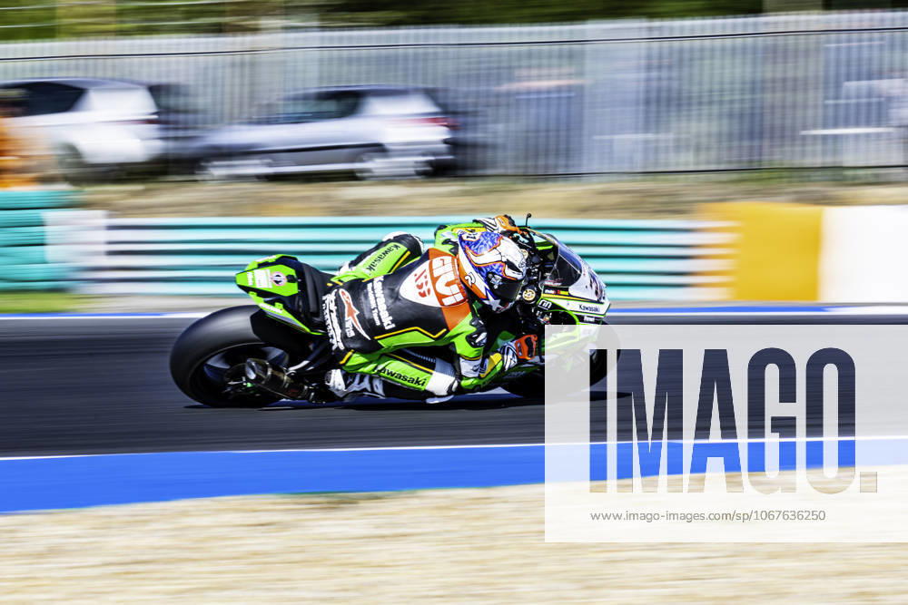 Garrett Gerloff in action during the WorldSBK Championship Tissot Superpole at the Estoril Circuit, Portugal, on October 11, 2025. Cascais Portugal - ZUMAr200 20251011_zsp_r200_051