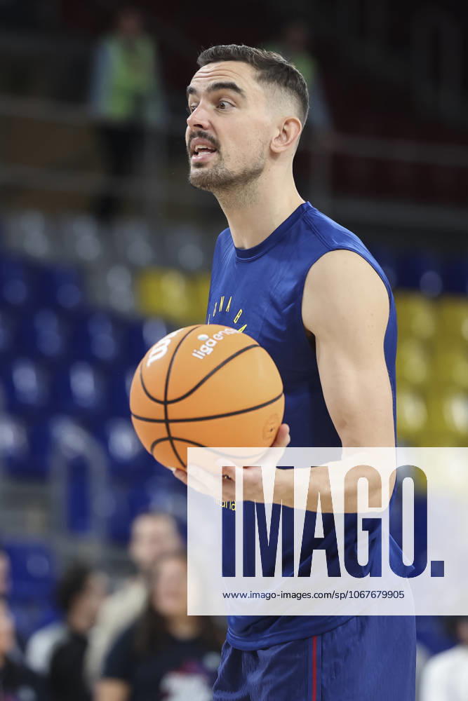 Tomas Satoransky of FC Barcelona, Barca gestures during the Spanish League, Liga ACB Endesa, basketball match played between FC Barcelona and Hiopos Lleida at Palau Blaugrana on October 12, 2025 in Barcelona, Spain. Barcelona Spain - ZUMAa181 20251012_zaa_a181_024