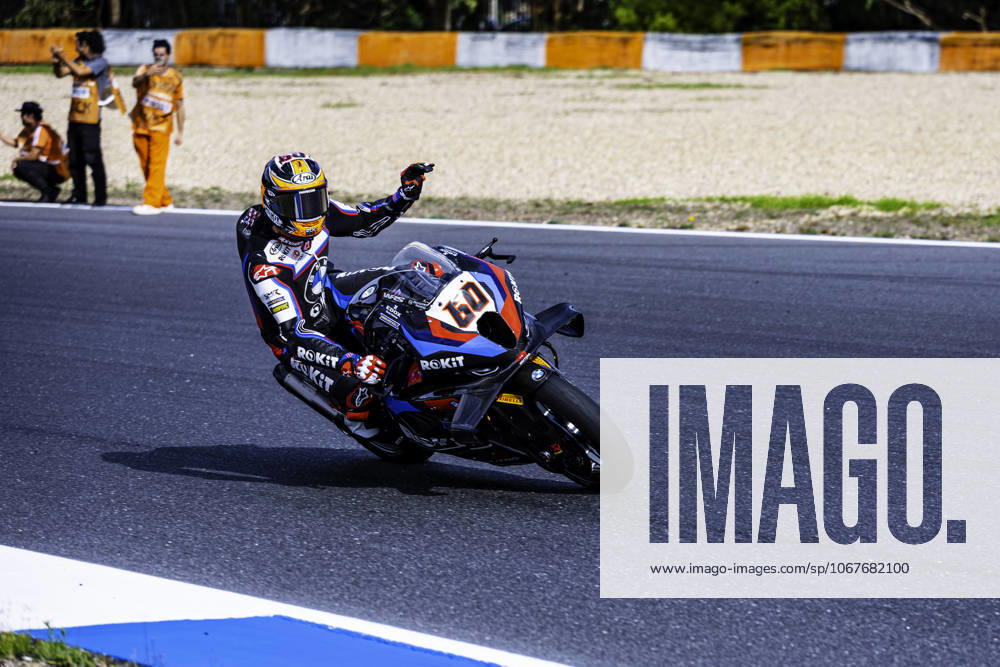 Michael van der Mark,during the WorldSBK Championship Tissot Superpole Race at the Estoril Circuit, Portugal, on October 12, 2025. Cascais Portugal - ZUMAr200 20251012_zsp_r200_021