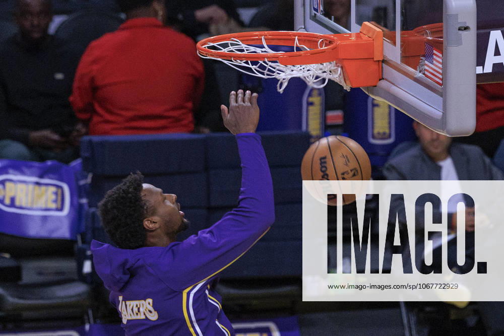Bronny James 9 of the Los Angeles Lakers during warmups their preseason NBA, Basketball Herren, USA game against the Golden State Warriors on Sunday October 12, 2025 at Crypto.com Arena in Los Angeles, California. Lakers defeat Warriors, 126-116. JAVIER ROJAS PI Los Angeles USA - ZUMAp124 20251012_zaa_p124_122