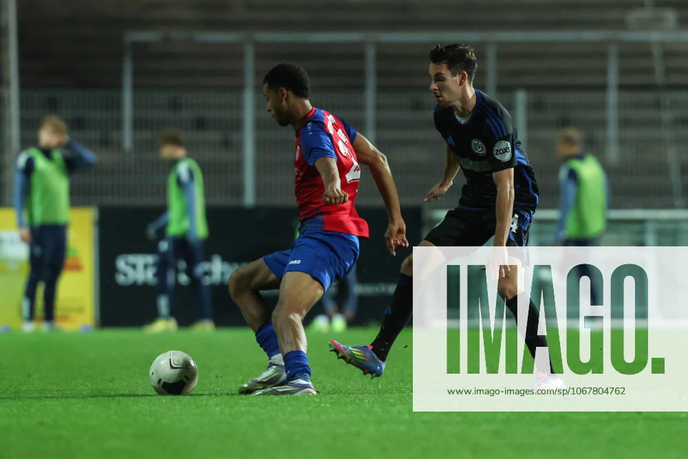 Sport, Football, FVN Niederrheinpokal Season 2025 2026 Round of 16 KFC Uerdingen MSV Duisburg 15 10 2025, Grotenburg Stadion k22 Conor Noß MSV Duisburg,14 Zw2eikampf Krefeld Grotenburg Stadion Nordrhein Westfalen Germany