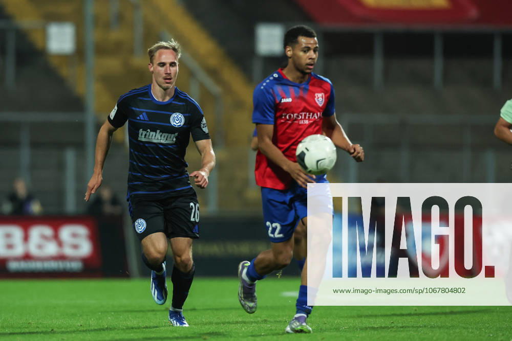 Sport, Football, FVN Niederrheinpokal Season 2025 2026 Round of 16 KFC Uerdingen MSV Duisburg 15 10 2025, Grotenburg Stadium Florian Krüger MSV Duisburg, 26 k22 Krefeld Grotenburg Stadium North Rhine-Westphalia Germany