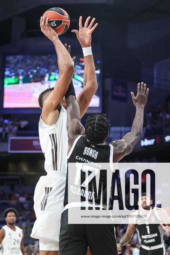 Walter Samuel Tavares da Veiga of Real Madrid and Isaac Bonga of Partizan in action during the EuroLeague Regular Season Round 4 match between Real Madrid and Partizan Mozzart Bet Belgrade at Movistar Arena on October 15, 2025 in Madrid, Spain. Madrid SPAIN - ZUMAa181 20251015_zaa_a181_031