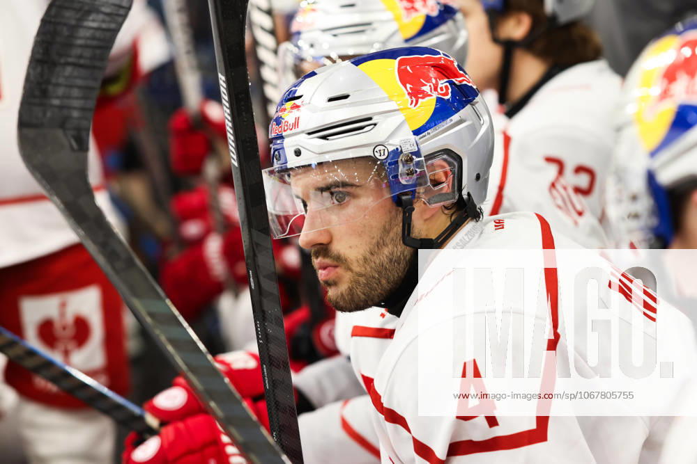 Ice hockey, Eishockey - CHL, EC RBS vs Berlin SALZBURG,AUSTRIA,15.OCT.25 - ICE HOCKEY - CHL, Champions Hockey League, group stage, EC Red Bull Salzburg vs Eisbaeren Berlin. Image shows Nash Nienhuis (EC RBS). GEPAxpictures xMathiasxMandl