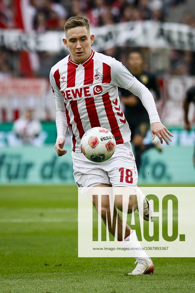 Isak Johannesson (1. FC Koeln, 18) during the Bundesliga match between 1. FC Koeln vs. FC Augsburg at the Rheinenergie-Stadion on matchday 7 of the 1. Bundesliga on October 18, 2025 in Koeln, Germany. DFL REGULATIONS PROHIBIT ANY USE OF PHOTOGRAPHS AS IMAGE SEQUENCES AND OR QUASI-VIDEO. Nordrhein-Westfalen Germany