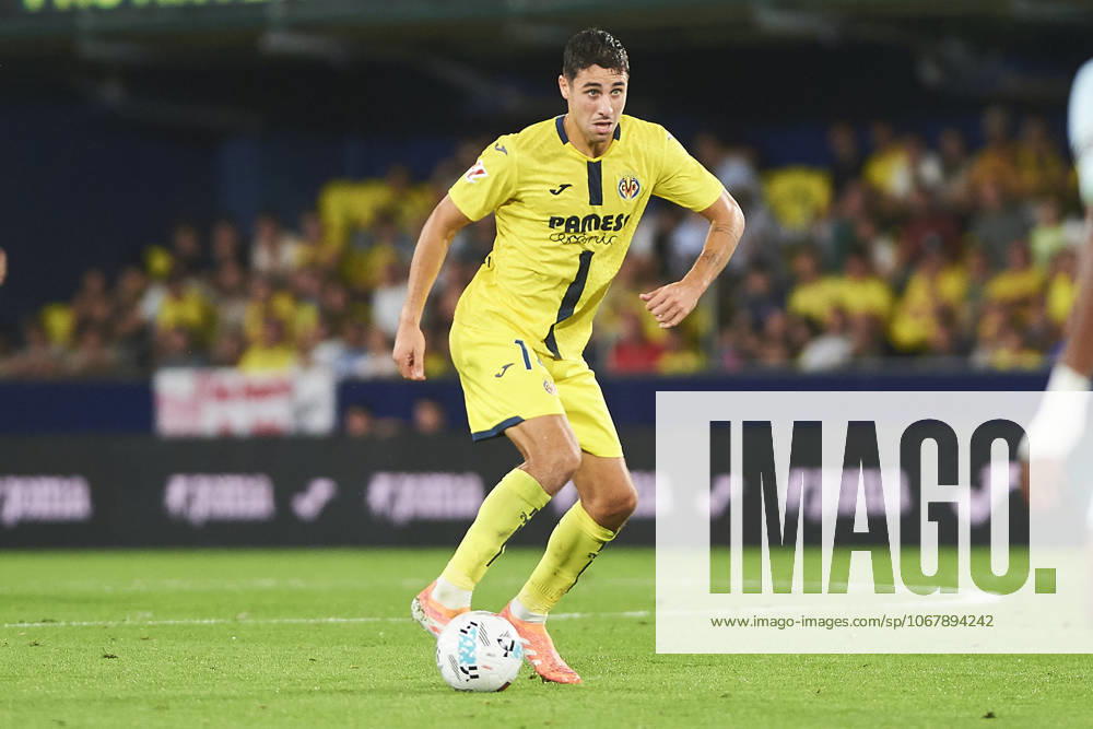 Santi Comesana (Villarreal CF) during the LaLiga EA Sports match between Villarreal CF and Real Betis at Estadio de la Ceramica on October 18, 2025 in Villarreal, Spain. (Photo by Maria Jose Segovia DeFodi Images) Santi Comesana Villarreal CF during the LaLiga EA Sports match between Villarreal CF and Real Betis at Estadio de la Ceramica on October 18, 2025 in Villarreal, Spain Photo by Maria Jose Segovia DeFodi Images