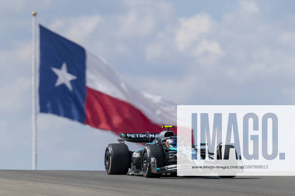 AUSTIN, TX - OCTOBER 17: Andrea Kimi Antonelli of Italy and Team Mercedes-AMG Petronas (12) crests the hill in front of the Texas flag during FP1 Friday practice at the United States Formula 1 F1 Grand Prix on October 17, 2025 at the Circuit of The Americas in Austin, TX. (Photo by Bob Kupbens Icon Sportswire) AUTO: OCT 17 F1 United States Grand Prix Icon2510170721