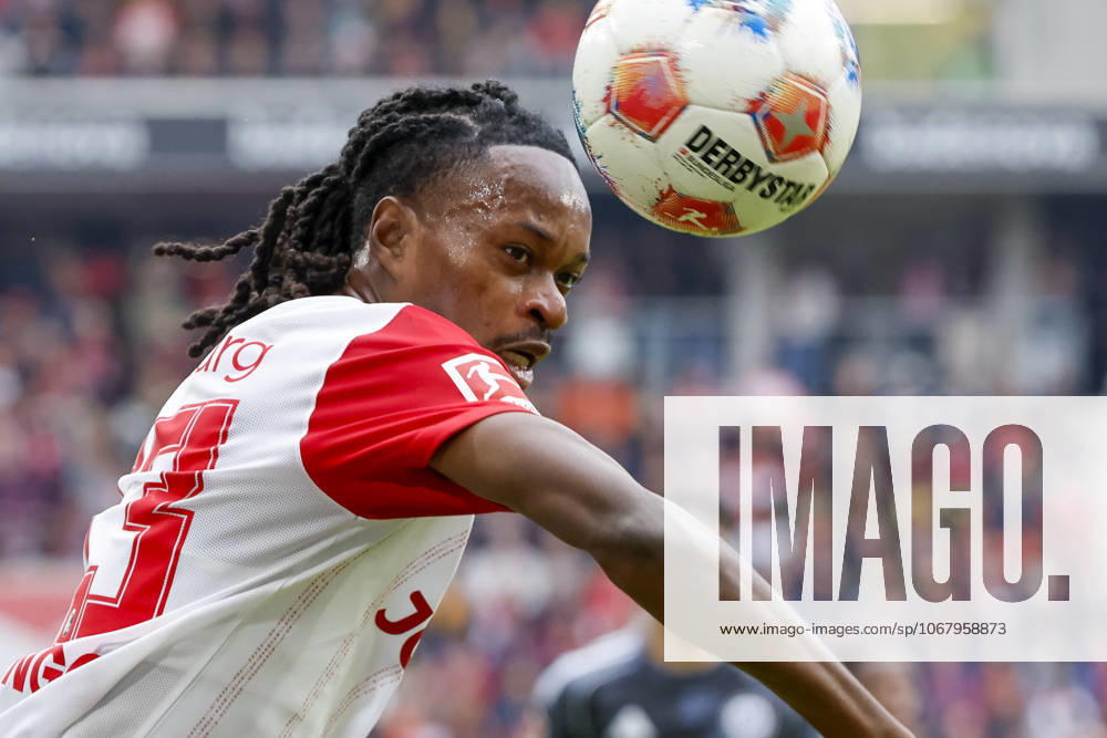 Jordy Makengo SC Freiburg, 33 , Germany, Football, 1 Bundesliga, Matchday 7, 2025 2026, SC Freiburg vs Eintracht Frankfurt, 19 10 2025, Europa Park Stadion, Freiburg im Breisgau, Germany Freiburg im Breisgau Europa Park Stadion Baden Württemberg Germany