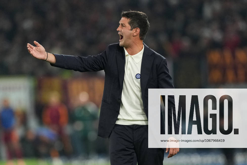 Cristian Chivu, head coach of FC Internazionale, during the Serie A 2025 2026 football match between AS Roma and FC Internazionale at Stadio Olimpico in Rome (Italy), October 18, 2025. antoniettaxbaldassarre