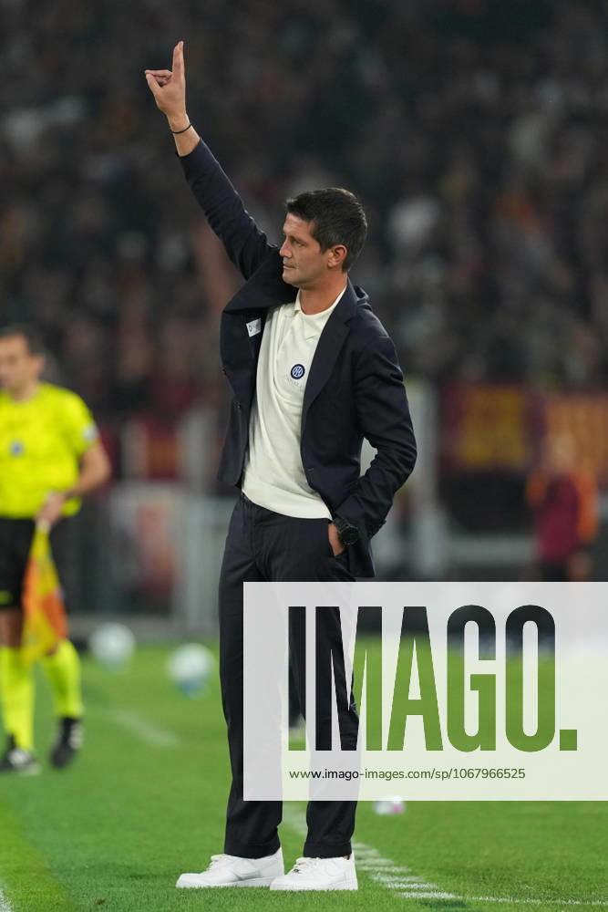 Cristian Chivu, head coach of FC Internazionale, during the Serie A 2025 2026 football match between AS Roma and FC Internazionale at Stadio Olimpico in Rome (Italy), October 18, 2025. antoniettaxbaldassarre