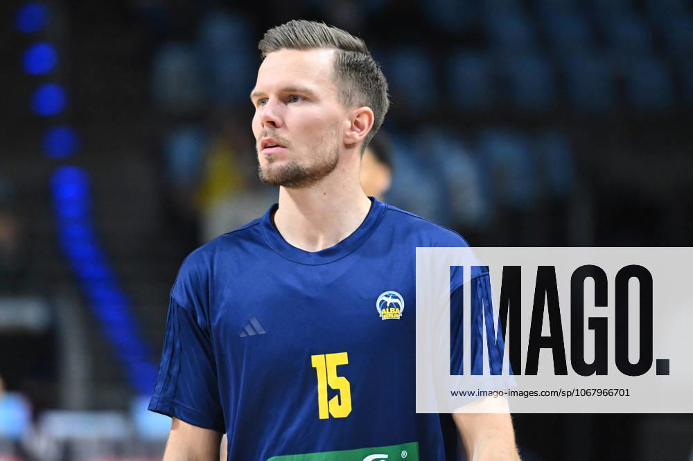 Martin Hermannsson ALBA Berlin, 15 GER, Alba Berlin vs Ratiopharm Ulm, Basketball, BBL Pokal, 2025 2026 season, Round of 16, 19 10 2025 GER, Alba Berlin vs Ratiopharm Ulm, Basketball, BBL Pokal, 2025 2026 season, Round of 16, 19 10 2025 Berlin