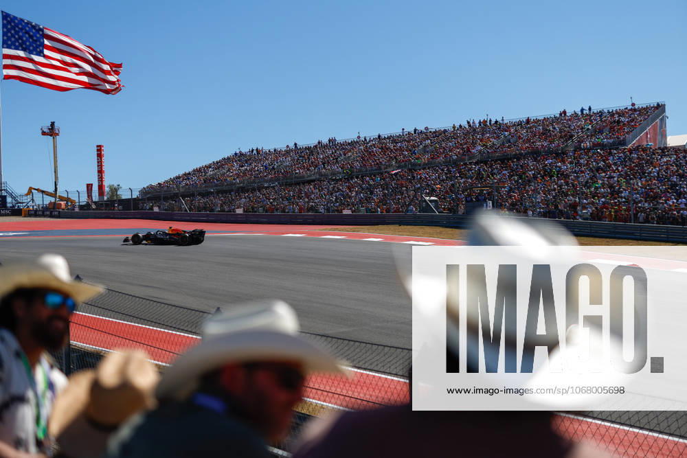 F1 - UNITED STATES GRAND PRIX 2025 01 VERSTAPPEN Max (nld), Red Bull Racing RB21, action during the 2025 Formula 1 United States Grand Prix, 19th round of the 2025 FIA Formula One World Championship, WM, Weltmeisterschaft from October 17 to 19, 2025 on the Circuit of the Americas, in Austin, Texas, United States of America - AustinUnited States