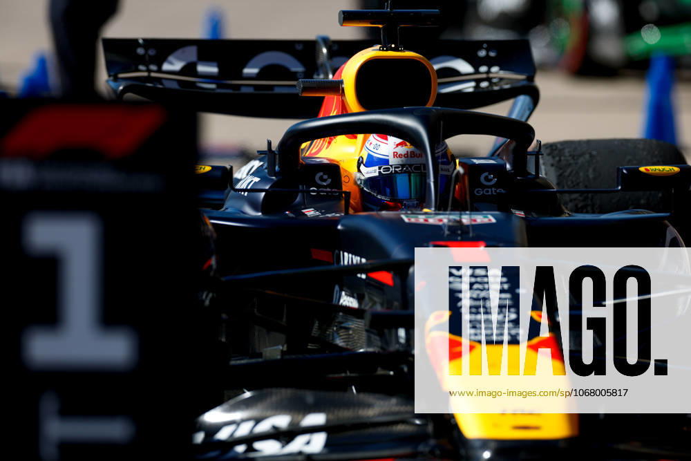 F1 - UNITED STATES GRAND PRIX 2025 VERSTAPPEN Max (ned), Red Bull Racing RB21, portrait during the 2025 Formula 1 United States Grand Prix, 19th round of the 2025 FIA Formula One World Championship, WM, Weltmeisterschaft from October 17 to 19, 2025 on the Circuit of the Americas, in Austin, Texas, United States of America - AustinUnited States