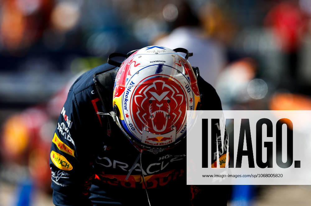 F1 - UNITED STATES GRAND PRIX 2025 VERSTAPPEN Max (ned), Red Bull Racing RB21, portrait during the 2025 Formula 1 United States Grand Prix, 19th round of the 2025 FIA Formula One World Championship, WM, Weltmeisterschaft from October 17 to 19, 2025 on the Circuit of the Americas, in Austin, Texas, United States of America - AustinUnited States