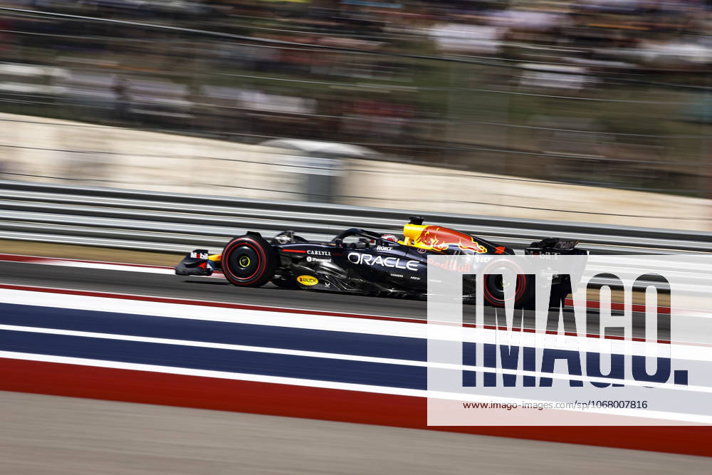 F1 - UNITED STATES GRAND PRIX 2025 01 VERSTAPPEN Max (nld), Red Bull Racing RB21, action during the 2025 Formula 1 United States Grand Prix, 19th round of the 2025 FIA Formula One World Championship, WM, Weltmeisterschaft from October 17 to 19, 2025 on the Circuit of the Americas, in Austin, Texas, United States of America - AustinUnited States