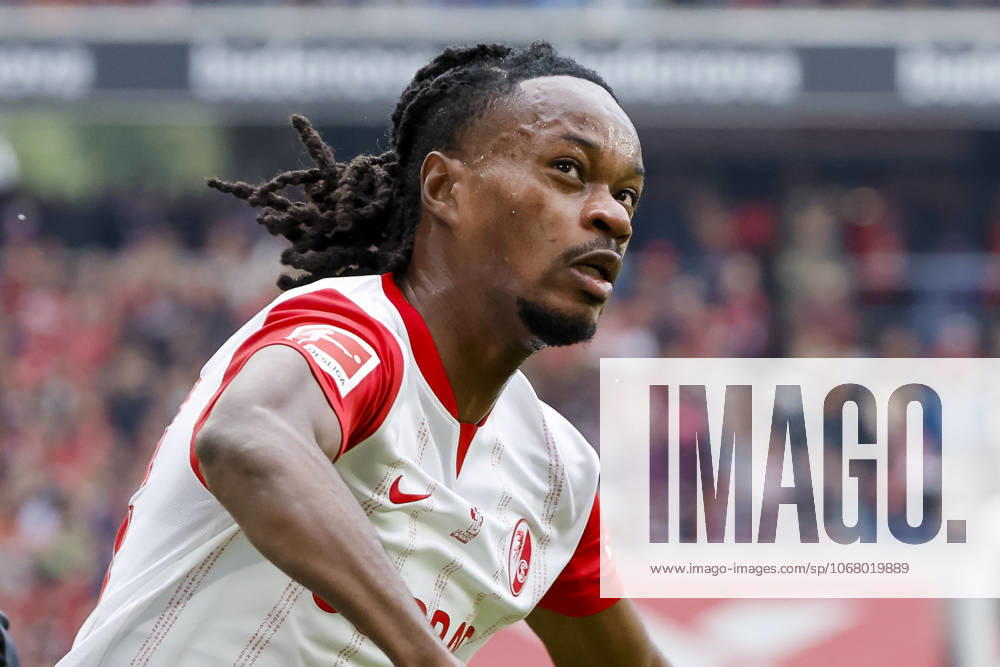 Jordy Makengo SC Freiburg, 33 , Germany, Football, 1 Bundesliga, Matchday 7, 2025 2026, SC Freiburg vs Eintracht Frankfurt, 19 10 2025, Europa Park Stadion, Freiburg im Breisgau, Germany Freiburg im Breisgau Europa Park Stadion Baden Württemberg Germany