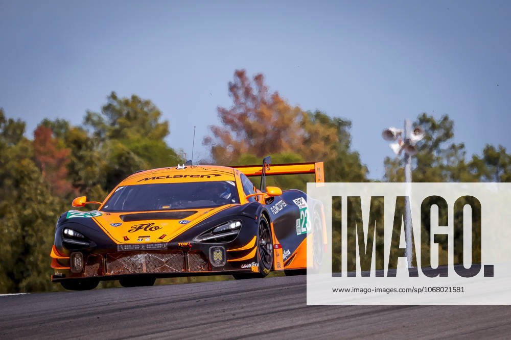 AUTO - ELMS - 4 HOURS OF PORTIMAO 2025 23 BIRCH Michael (gbr), PATTERSON Garnet (aus), BOYD Wayne (gbr), United Autosports, McLaren 720S GT3 Eco, LMGT3, action during the 4 Hours of Portimao, 6th round of the 2025 European Le Mans Series on the Autodromo Internacional do Algarve from October 16 to 18, 2025 in Portimao, Portugal - PortimaoPortugal