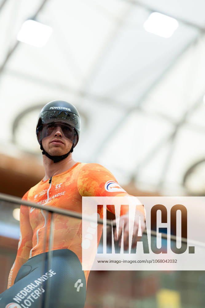 2025 Tissot UCI Track World Championships Picture by Alex Whitehead SWpix.com - 20 10 2025 - Cycling - 2025 Tissot UCI Track World Championships - Velodromo PenalolÃ n, Santiago, Chile - Training - Harrie Lavreysen of the Netherlands. Santiago Velodromo Parque PenalolÃ n Chile
