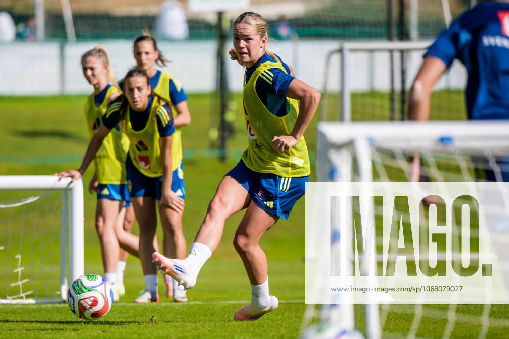 Hanna Lundkvist of the Swedish women s national football team on October 22, 2025 in Benahavis Photo Ludvig Thunman BILDBYRAN code LT LT0733 fotboll football soccer fotball träning practice training sverige sweden dam bbeng