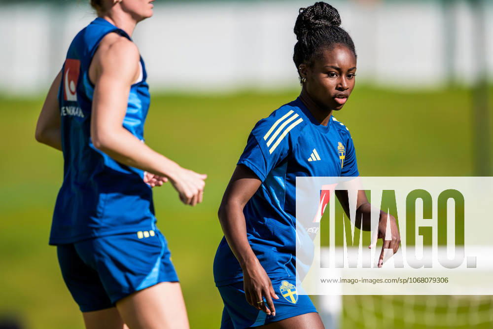 Monica Jusu Bah of the Swedish women s national football team on October 22, 2025 in Benahavis Photo Ludvig Thunman BILDBYRAN code LT LT0733 fotboll football soccer fotball träning practice training sverige sweden dam bbeng