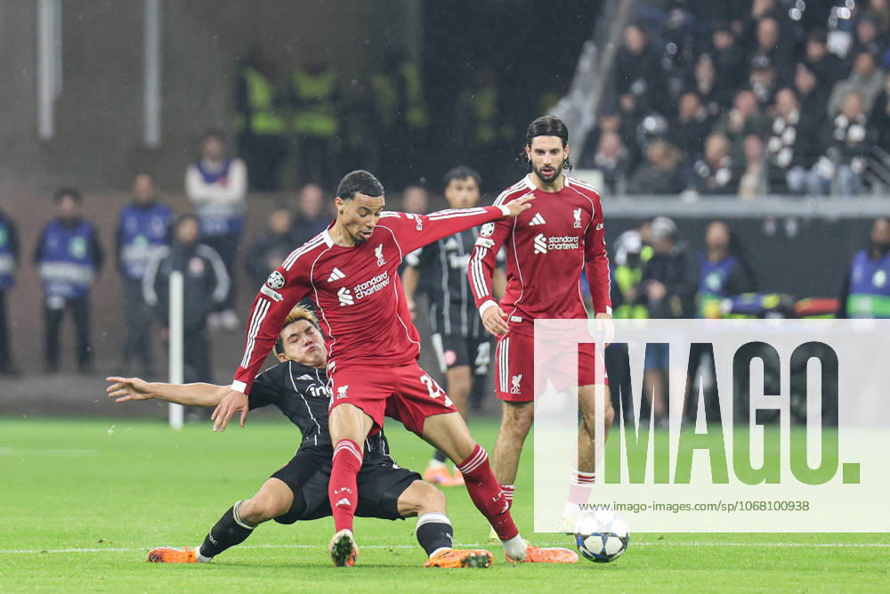 Ritsu Doan Eintracht Frankfurt,20 and Hugo Ekitike Liverpool FC, 22 in a duel UEFA Champions League, Matchday 3 Eintracht Frankfurt FC Liverpool on 22 10 25 at Deutsche Bank Park, Frankfurt Frankfurt Deutsche Bank Park Frankfurt Germany