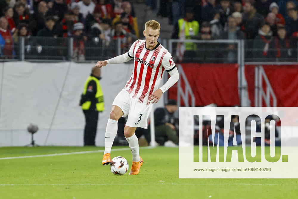 Philipp Lienhart SC Freiburg, 03 on the ball , Germany, UEFA Europa League, Matchday 3, 2025 2026, SC Freiburg vs FC Utrecht, 23 10 2025, Stadion am Wolfswinkel, Freiburg, Germany Freiburg Stadion am Wolfswinkel Baden Württemberg Germany