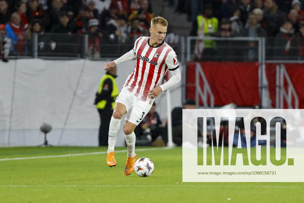 Philipp Lienhart SC Freiburg, 03 on the ball , Germany, UEFA Europa League, Matchday 3, 2025 2026, SC Freiburg vs FC Utrecht, 23 10 2025, Stadion am Wolfswinkel, Freiburg, Germany Freiburg Stadion am Wolfswinkel Baden Württemberg Germany