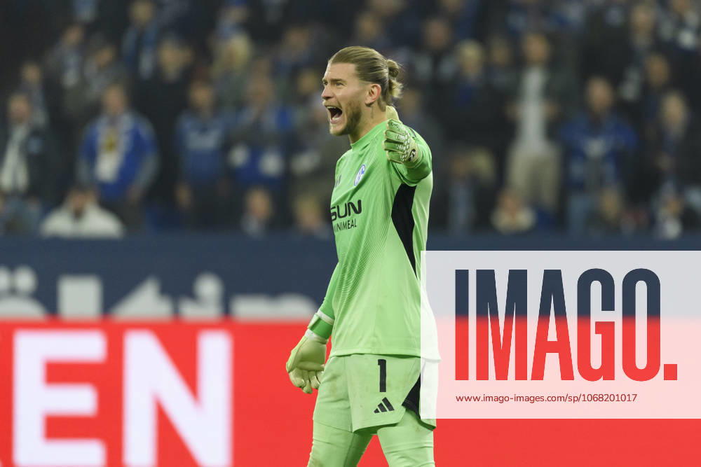 Torwart Loris Karius (FC Schalke) gestikuliert waehrend des spiels der 2. Bundesliga zwischen FC Schalke 04 und SV Darmstadt 98 Veltins-Arena am 24. October 2025 in Gelsenkirchen, Deutschland. (Foto von Max Maiwald DeFodi Images) +++ Torwart Loris Karius (FC Schalke) gestures during the 2. Bundesliga match between FC Schalke 04 and SV Darmstadt 98 at Veltins-Arena on October 24, 2025 in Gelsenkirchen, Germany. (Photo by Max Maiwald DeFodi Images) DFB DFL REGULATIONS PROHIBIT ANY USE OF PHOTOGRAPHS AS IMAGE SEQUENCES AND OR QUASI-VIDEO. (Photo by Max Maiwald DeFodi Images) Goalkeeper Loris Karius FC Schalke gestures during the 2 Bundesliga match between FC Schalke 04 and SV Darmstadt 98 Veltins Arena on October 24, 2025 in Gelsenkirchen, Germany Photo by Max Maiwald DeFodi Images Goalkeeper Loris Karius FC Schalke gestures during the 2 Bundesliga match between FC Schalke 04 and SV Darmstadt 98 at Veltins Arena on October 24, 2025 in Gelsenkirchen, Germany Photo by Max Maiwald DeFodi Images DFB DFL REGULATIONS PROHIBIT ANY USE OF PHOTOGRAPHS AS IMAGE SEQUENCES AND OR QUASI VIDEO Photo by Max Maiwald DeFodi Images