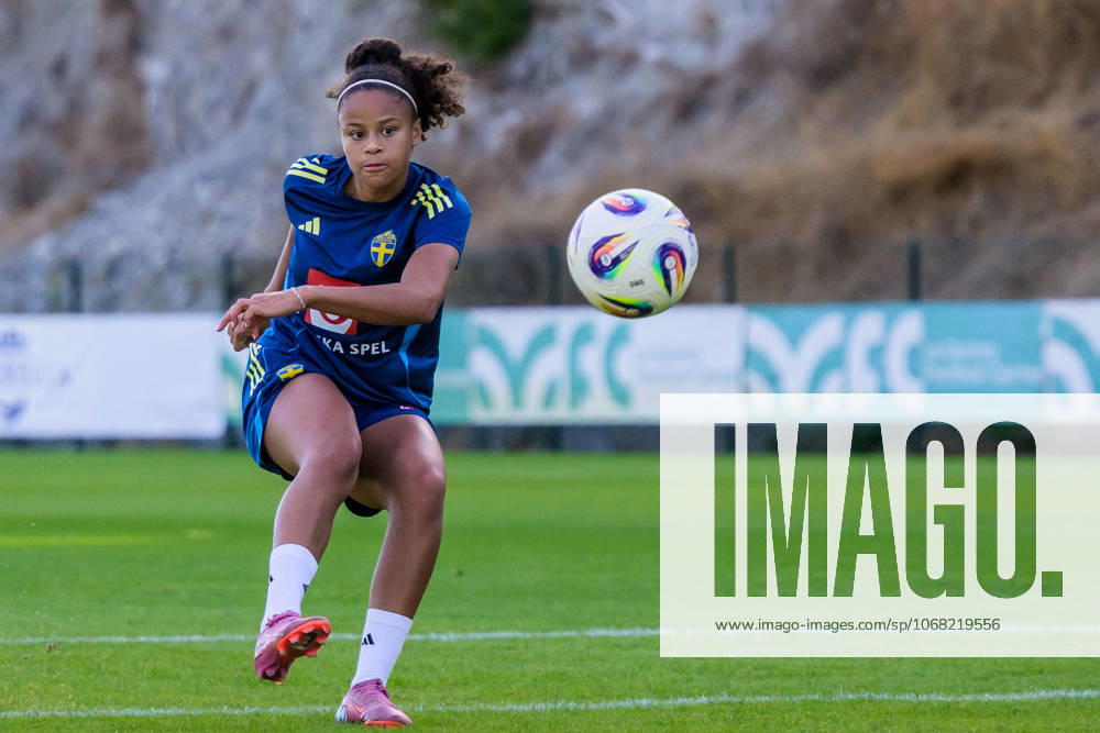 Felicia Schröder of the Swedish women s national football team on October 25, 2025 in Benahavis Photo Ludvig Thunman BILDBYRAN code LT LT0736 fotboll football soccer fotball träning practice training sverige sweden dam bbeng