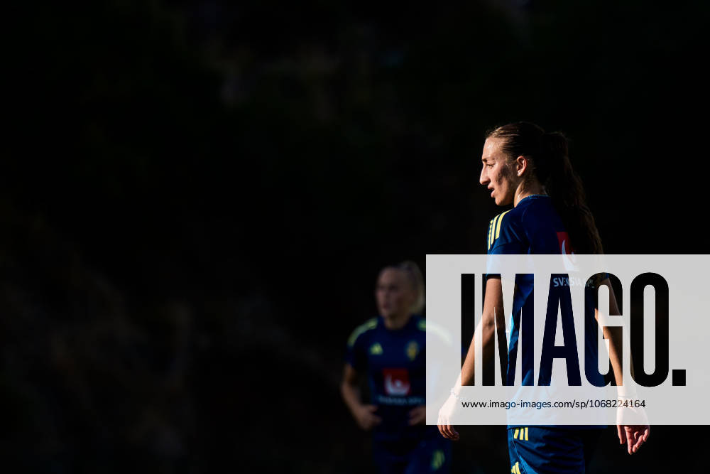 Rosa Kafaji of the Swedish women s national football team on October 25, 2025 in Benahavis Photo Ludvig Thunman BILDBYRAN code LT LT0736 fotboll football soccer fotball träning practice training sverige sweden dam bbeng