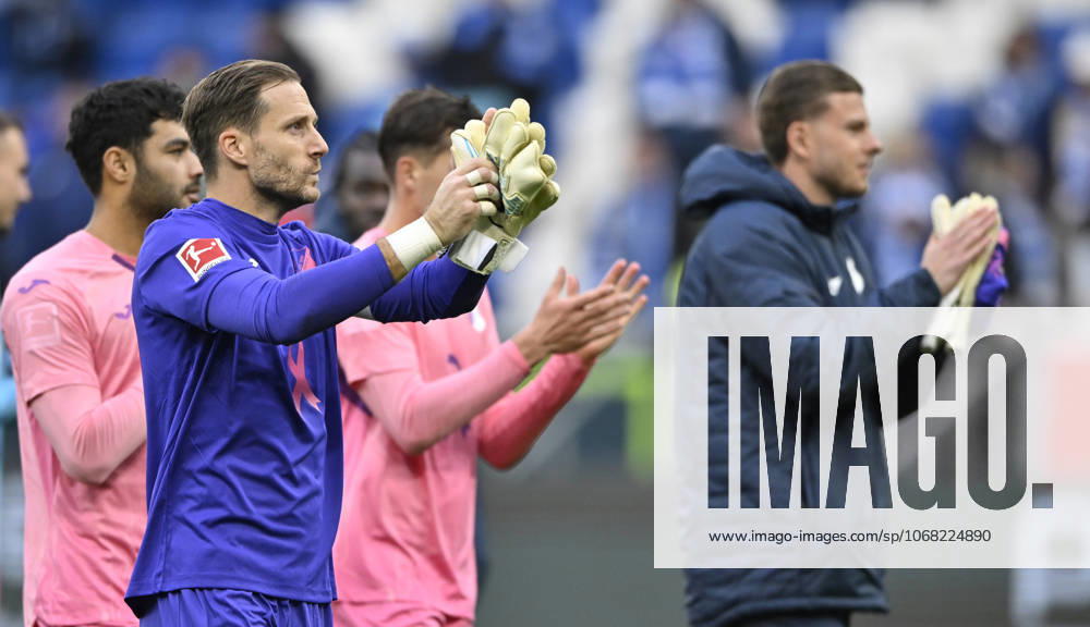 After the end of the match final cheers, joy, happiness, jubilation Goalkeeper Oliver Baumann TSG 1899 Hoffenheim 01 thanks fans TSG 1899 Hoffenheim vs 1 FC Heidenheim 1846 FCH 25 10 2025 DFL REGULATIONS PROHIBIT ANY USE OF PHOTOGRAPHS AS IMAGE SEQUENCES AND OR QUASI VIDEO TSG 1899 Hoffenheim vs 1 FC Heidenheim 1846 FCH