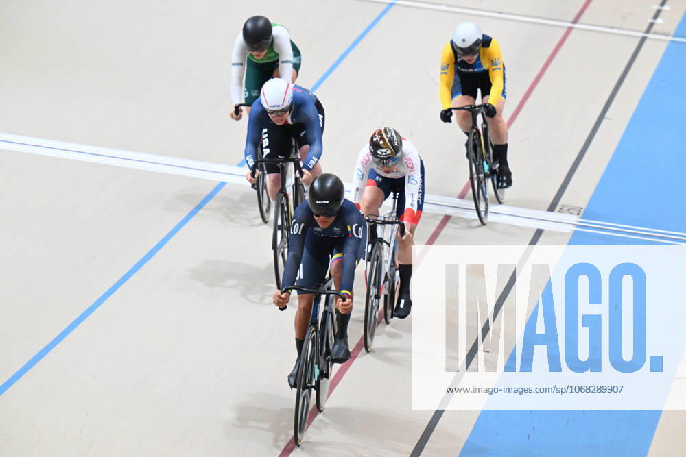 World Championships Elite Women Track; Giornata 05; 2025, Colombia; 2025, Japan; Cuadrado Florez, Stefany Lorena; Sato, Mina; Santiago Del Cile - Velodromo Penalolen;