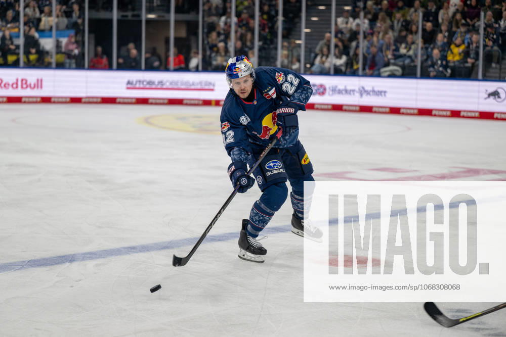 Ville Pokka 22 EHC Red Bull Muenchen , EHC Red Bull Muenchen vs Schwenninger Wild Wings, PENNY DEL, Main Round, Matchday 14, 26 10 2025 Muenchen Bayern Germany