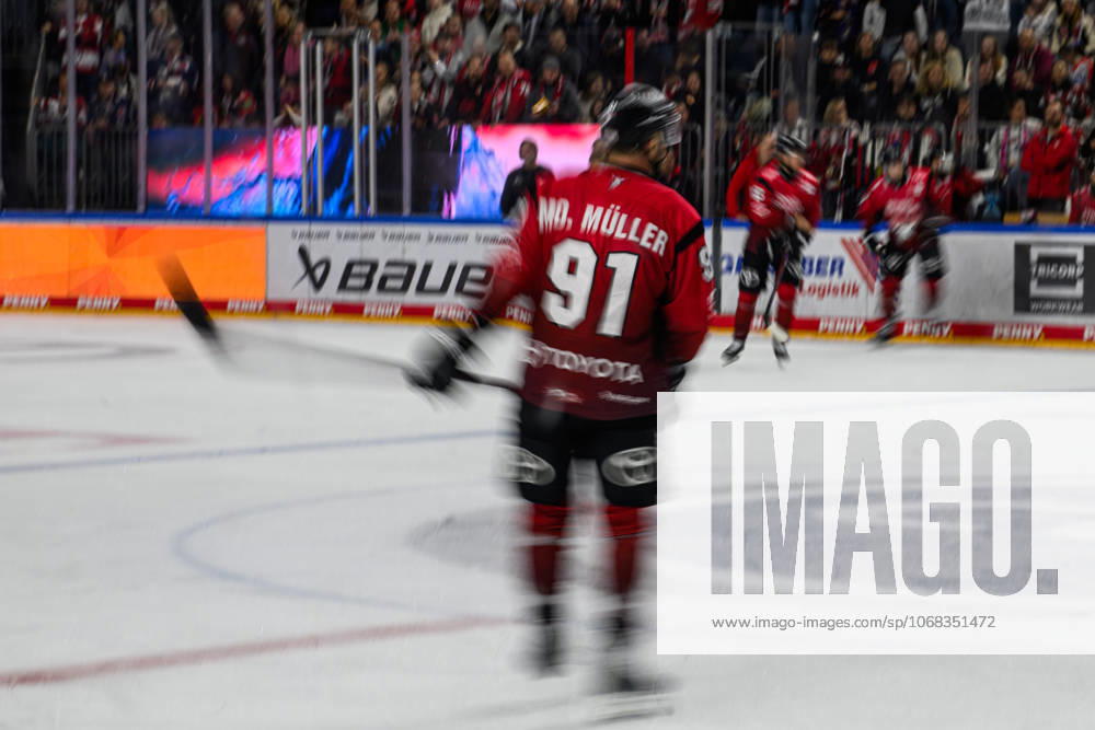 COLOGNE, GERMANY - 26 OCTOBER, 2025: Moritz Mueller - The IceHockey DEL match Koelner Haie - Frankfurt Leowen at Lanxess Arena