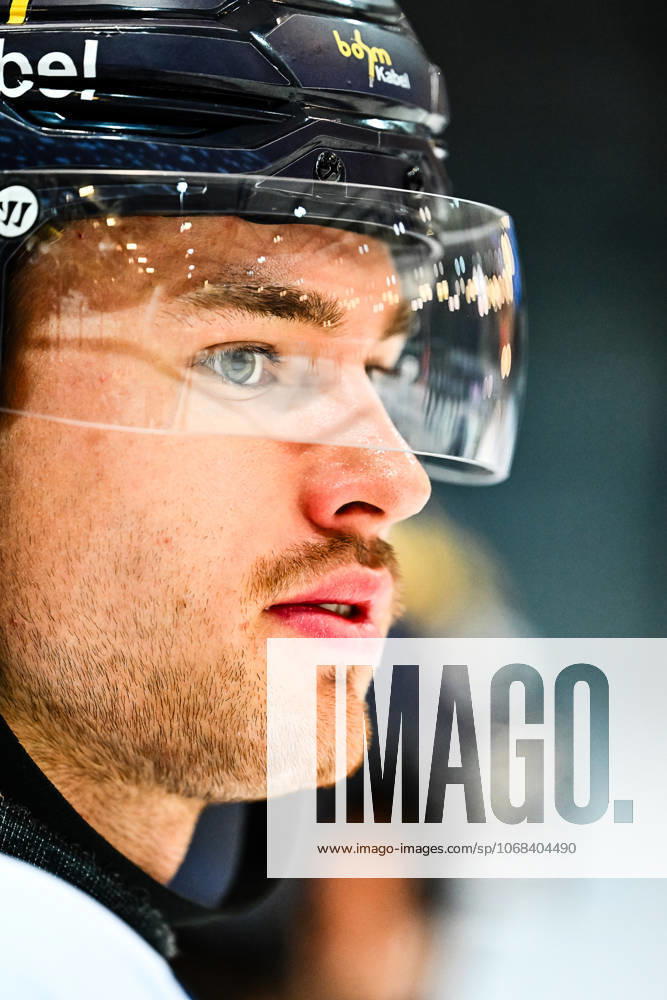 Jakub Borzecki Iserlohn Roosters, 29 , GER, Iserlohn Roosters vs Koeler Haie, Ice Hockey, Penny DEL, Matchday 15, Season 2025 2026, 28 10 2025, GER, Iserlohn Roosters vs Koeler Haie, Ice Hockey, Penny DEL, Matchday 15, Season 2025 2026, 28 10 2025 Iserlohn