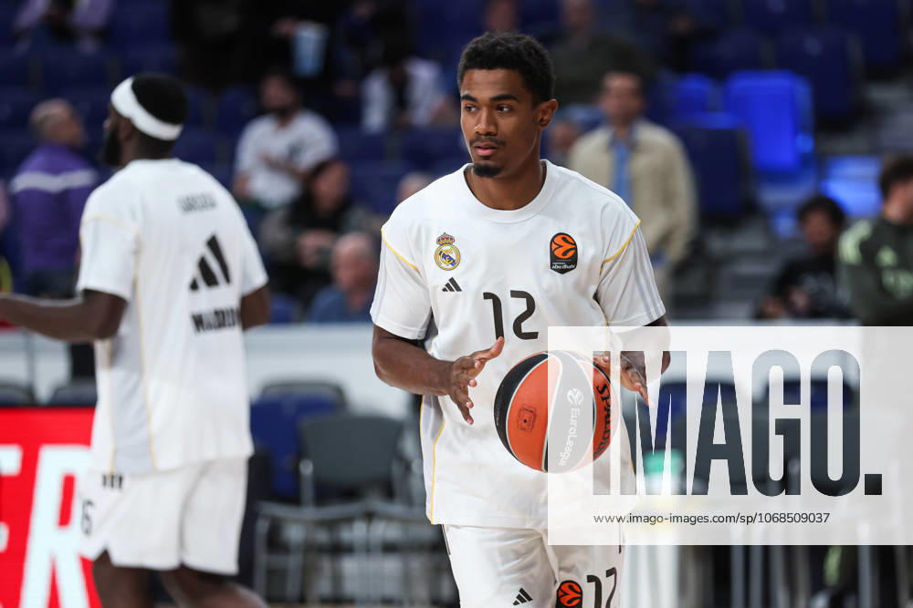 Theo Maledon of Real Madrid warms up during the EuroLeague Regular Season Round 8 match between Real Madrid and Fenerbahce Beko Istanbul at Movistar Arena on October 30, 2025 in Madrid, Spain. Madrid SPAIN - ZUMAa181 20251021_zaa_a181_427