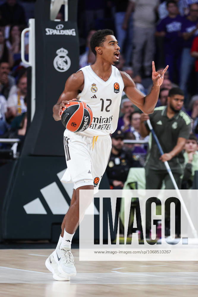 Theo Maledon of Real Madrid in action during the Turkish Airlines EuroLeague Regular Season Round 8 match between Real Madrid and Fenerbahce Beko Istanbul at Movistar Arena on October 30, 2025 in Madrid, Spain. Madrid SPAIN - ZUMAa181 20251021_zaa_a181_453