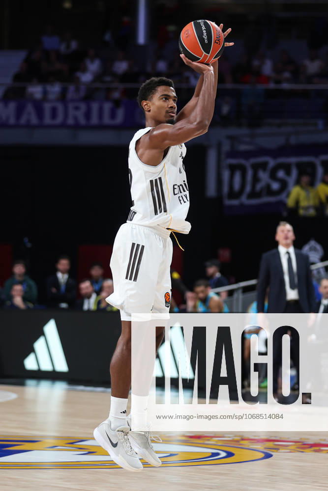 Theo Maledon of Real Madrid gestures during the Turkish Airlines EuroLeague Regular Season Round 8 match between Real Madrid and Fenerbahce Beko Istanbul at Movistar Arena on October 30, 2025 in Madrid, Spain. Madrid SPAIN - ZUMAa181 20251021_zaa_a181_474