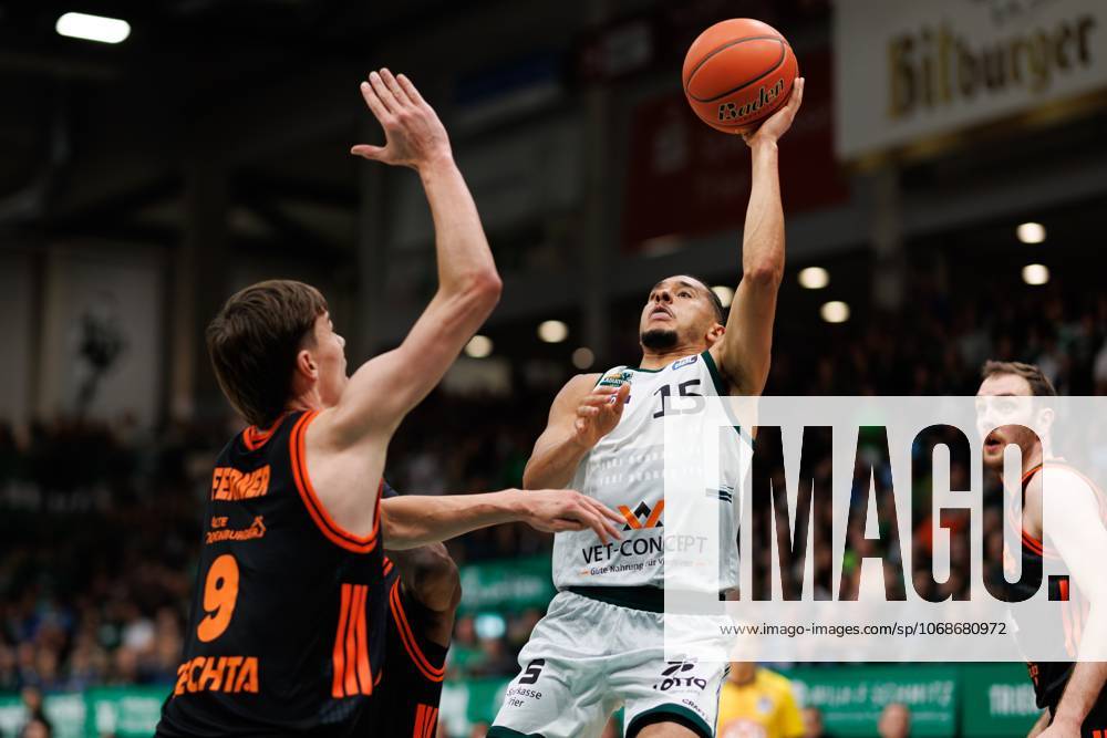 Jordan Roland Gladiators Trier in duel with Joschka Ferner Rasta Vechta , Vet Concept Gladiators Trier vs Rasta Vechta, Basketball, easyCredit BBL, Matchday 6, Season 2025 2026, 02 11 2025 Vet Concept Gladiators Trier vs Rasta Vechta, Basketball, easyCredit BBL, Matchday 6, Season 2025 2026