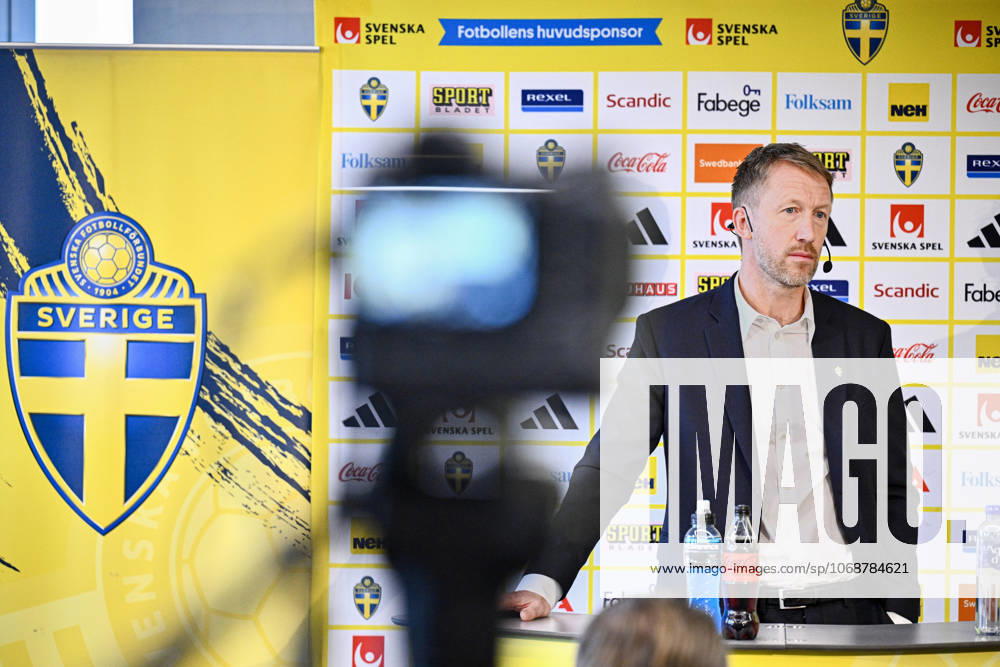 STOCKHOLM, SWEDEN 20251105 National team captain Graham Potter presents his first squad for the men s national football team ahead of the upcoming World Cup qualifiers STOCKHOLM SWEDEN