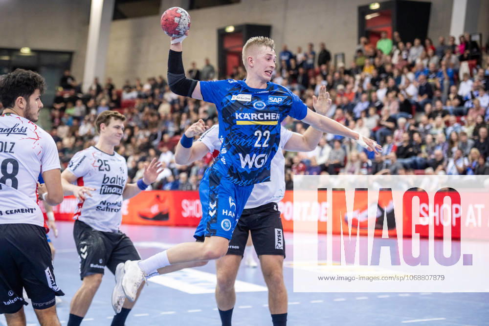 Torben Matzken TVB Stuttgart, 22 GER, TVB Stuttgart SG Flensburg Handewitt, DAIKIN HBL, Handball, Bundesliga, DHB Pokal Round of 16, Season 2025 2026, 05 11 2025 GER, TVB Stuttgart SG Flensburg Handewitt, DAIKIN HBL, Handball, Bundesliga, DHB Pokal Round of 16, Season 2025 2026, 05 11 2025 Stuttgart