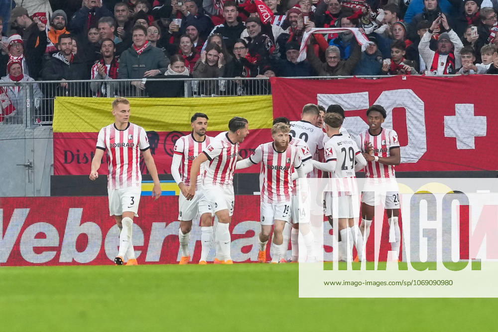 Goal celebration, Emotions, Goal shot, Goal success, Goal, Goal, Germany, Football, 1 Bundesliga, 10 Matchday, 2025 2026, SC Freiburg vs FC St Pauli, 09 11 2025, Europa Park Stadion, Freiburg, Germany DFL REGULATIONS PROHIBIT ANY USE OF PHOTOGRAPHS AS IMAGE SEQUENCES AND OR QUASI VIDEO Freiburg Europa Park Stadion Baden Württemberg Germany