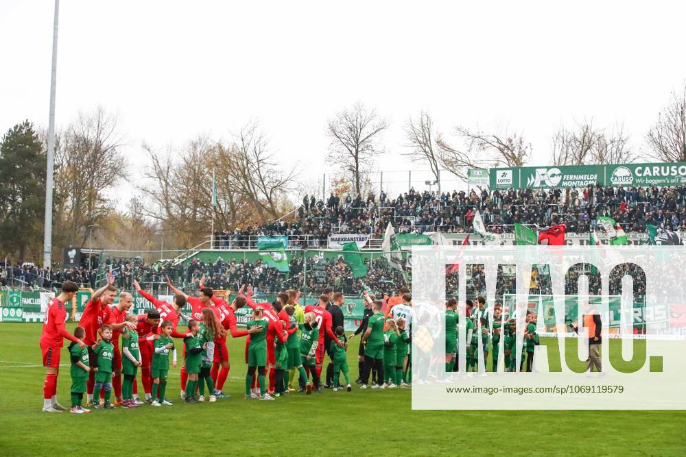 Leipzig, 08 11 2025, Alfred Kunze Sportpark, Soccer, Men, Season 2025 2026, Regionalliga Nordost, 15 Matchday , BSG Chemie Leipzig ZFC Meuselwitz , In the picture line-up of the teams ,