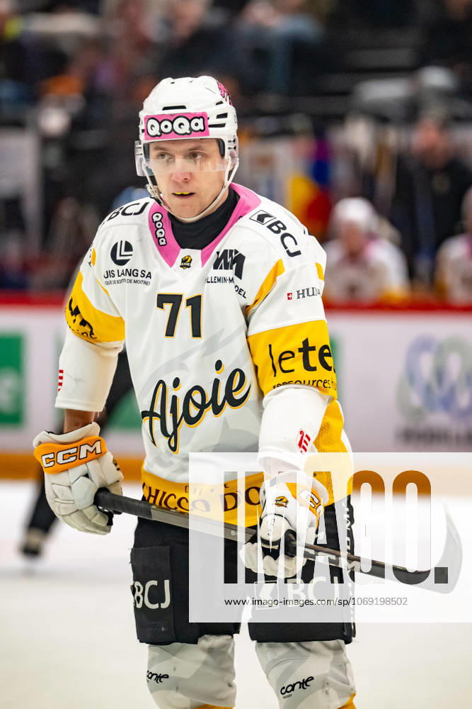 NL : Lausanne HC - HC Ajoie 14.11.2025, Lausanne, Vaudoise Arena, NL: Lausanne HC - HC Ajoie. Killian Mottet (71, HC Ajoie) during the Swiss National League Ice hockey, Eishockey championship 2025-2026 match between Lausanne HC and HC Ajoie the Friday 14.11.2025 at the Vaudoise Arena in Lausanne, Switzerland. Lausanne Vaudoise Arena Vaud Switzerland