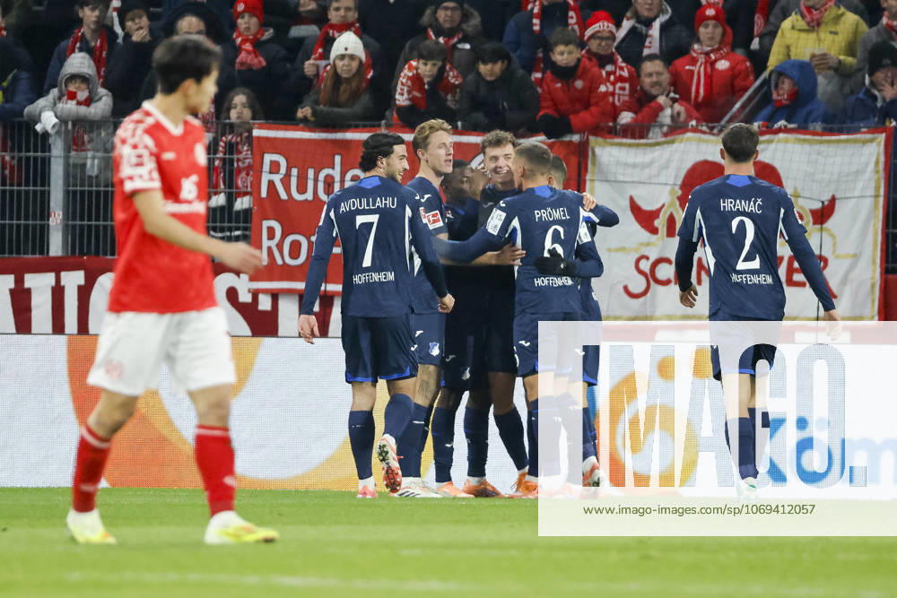 Goal celebration TSG Hoffenheim at 0 1 by Fisnik Asllani TSG Hoffenheim, 11 , Germany, Football, 1 Bundesliga, 11 Matchday, 2025 2026, 1 FSV Mainz vs TSG 1899 Hoffenheim, 21 11 2025, Mewa Arena, Mainz, Germany Mainz Mewa Arena Rheinland Pfalz Germany