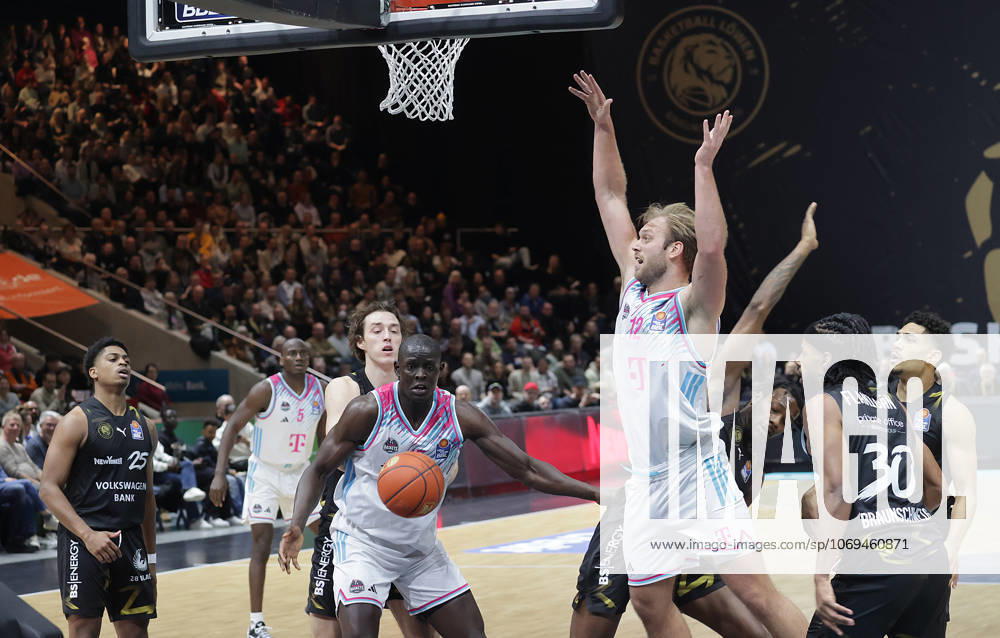 Melvin Jostmann Telekom Baskets Bonn , Kur Jongkuch Telekom Baskets Bonn Basketball, Men, Season 2025 2026, easyCredit Basketball Bundesliga, Basketball Loewen Braunschweig vs Telekom Baskets Bonn