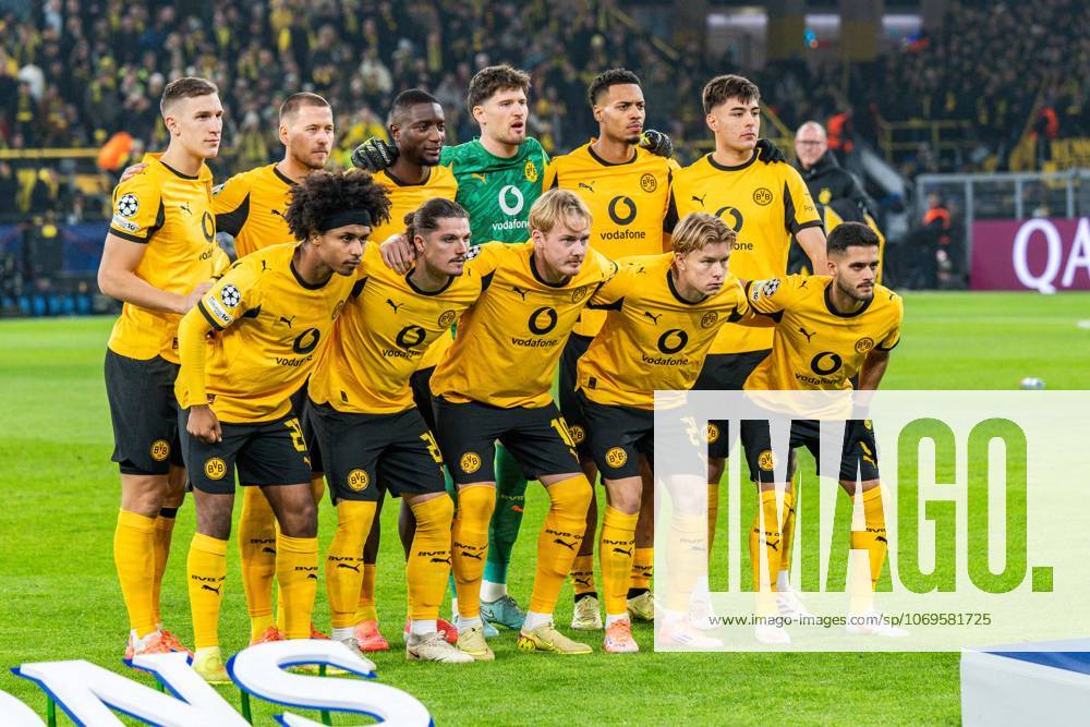Nico Schlotterbeck Borussia Dortmund, 4 Waldemar Anton Borussia Dortmund, 3 Serhou Guirassy Borussia Dortmund, 9 Gregor Kobel Borussia Dortmund, 1 Felix Nmecha Borussia Dortmund, 8 Aaron Anselmino Borussia Dortmund 28 Karim Adeyemi Borussia Dortmund, 27 Marcel Sabitzer Borussia Dortmund, 20 Julian Brandt Borussia Dortmund, 10 Daniel Svensson Borussia Dortmund, 24 Yan Couto Borussia Dortmund, 2 25 11 2025, Borussia Dortmund vs Villareal, UEFA Champions League, Matchday 5