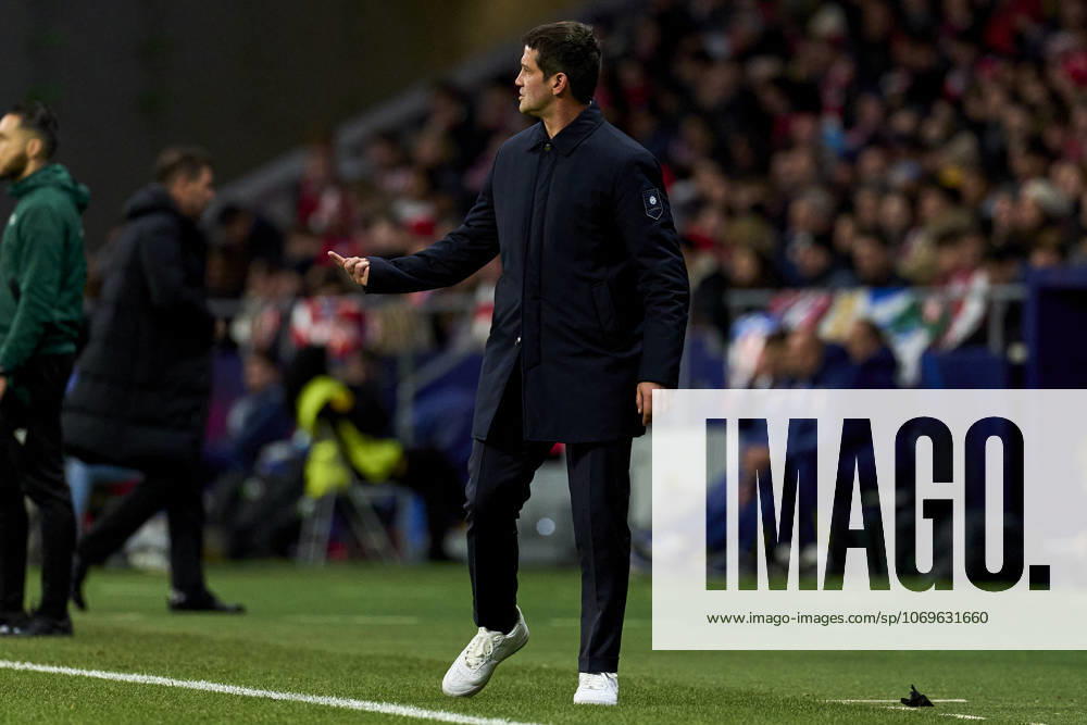 Cristian Chivu head coach of FC Internazionale Milano during the UEFA Champions League match between Atletico de Madrid and FC Internazionale Milano on November 26, 2025. - 26 11 2025 - Spain Madrid Madrid - LGMx Pictorium LePictorium_0320073